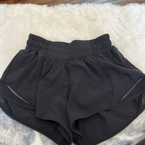 Black lululemon hotty hot shorts size 0